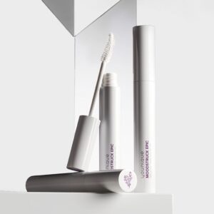 Acquista Base per ciglia MOODSTRUCK EPIC : Prodotto di bellezza premium selezionato da Émilie