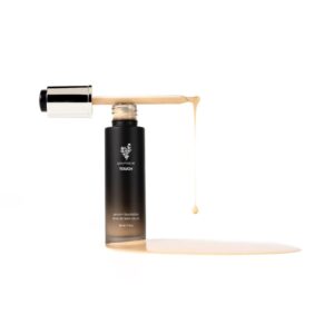 Kup Podkład z serum + YOUNIQUE TOUCH : Produkt kosmetyczny premium wybrany przez Émilie