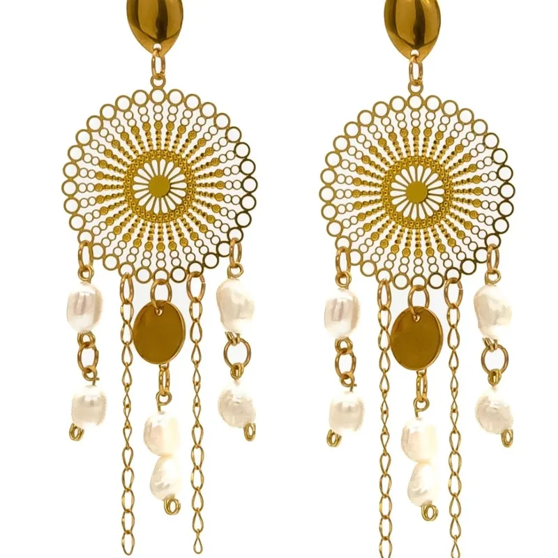 Dingue de Bijoux – opinión: pendientes dorados con medallón, cadenas y perlas blancas