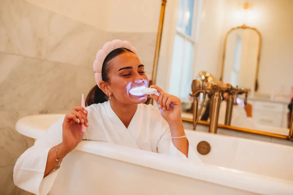 Eternal TW TEETH WHITENING REFILL PENS – where to buy: a detail view of the product